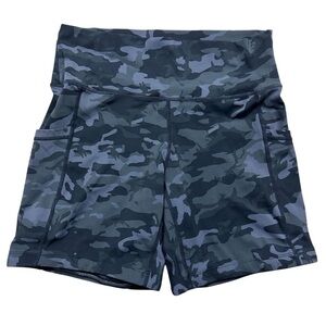 Constantly Varied Gear 7” Workout Shorts Womens Size M Black Camo High Waist